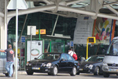 Relaxing transfers to the hotel